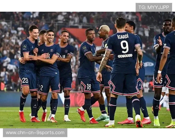 法甲巴黎边路纵深打穿防线，射门连连频出：一次观赛写给战术迷的深入解读